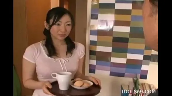 Young japanese step Mother And Son fuck Saját klipek megjelenítése