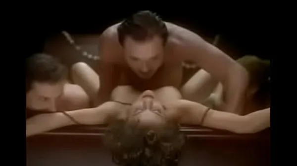 Εμφάνιση Vampire threesome from movie Embrace of the Vampire των κλιπ μου