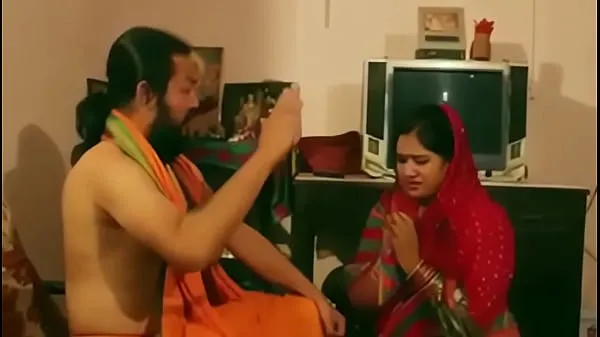 Laat mallu bhabi fucked by hindu monk mijn clips zien