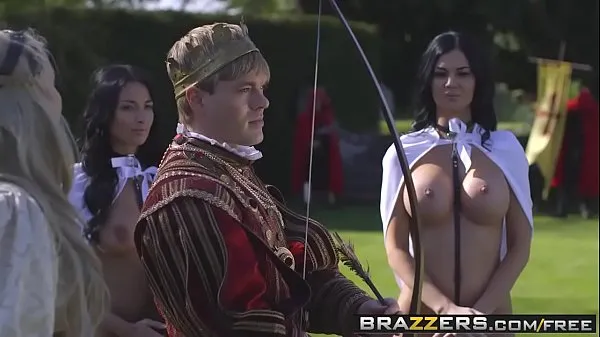 Mostra Brazzers - Storm Of Kings XXX Parody Part Anissa Kate e Jasmine Jae e Ryan R miei Clip