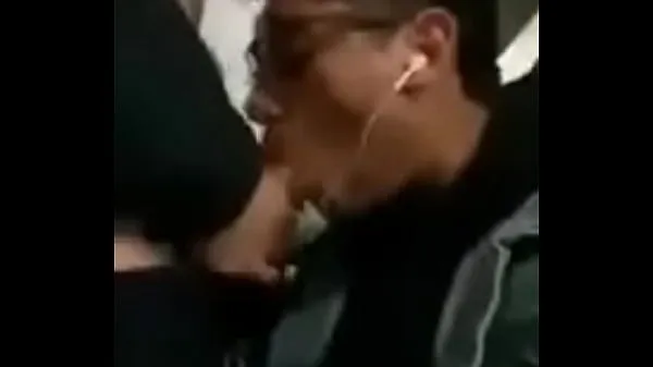 Εμφάνιση Sucking cock in the subway των κλιπ μου