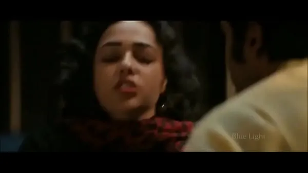 Εμφάνιση Nithya Menon Boob Pressing των κλιπ μου