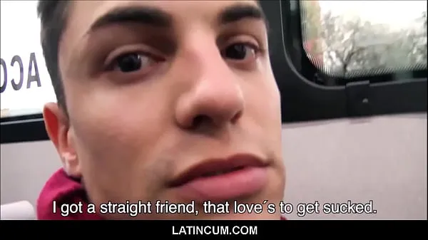 展示我的剪辑Young Gay Amateur Spanish Latino Man On Train Offered Money To Give Oral & Have Sex With A Straight Guy POV