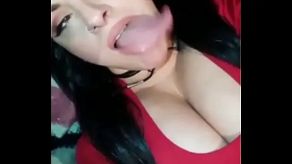 Mostrar Espectáculo de lengua y garganta largas mis clips