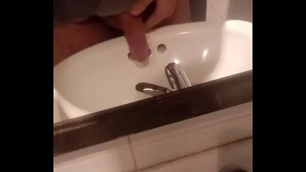 Pokaż Paja en el baño frente al espejomoje klipy