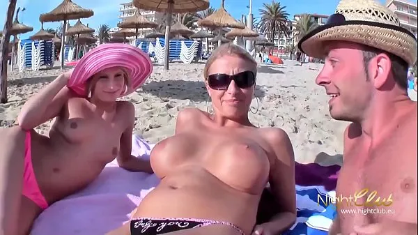Tunjukkan German sex vacationer fucks everything in front of the camera Klip saya