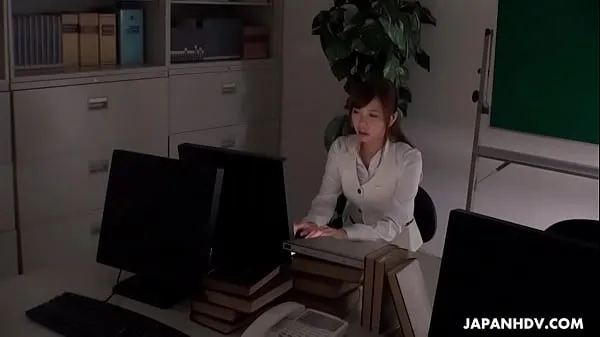 Mostrar Señora de la oficina japonesa, Aihara Miho se masturba en el trabajo, sin censura mis clips