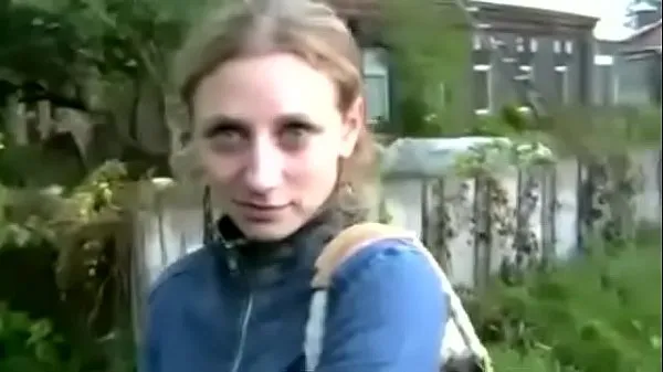 Russian whores are given on the street for moneyKliplerimi göster