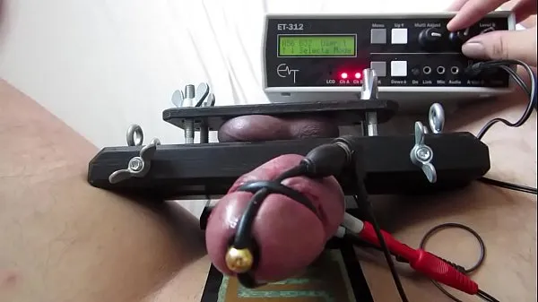 Mostra E-STIM, BALL VICE & COCK RESTRAINT WITH EROSTEK ET-312B miei Clip