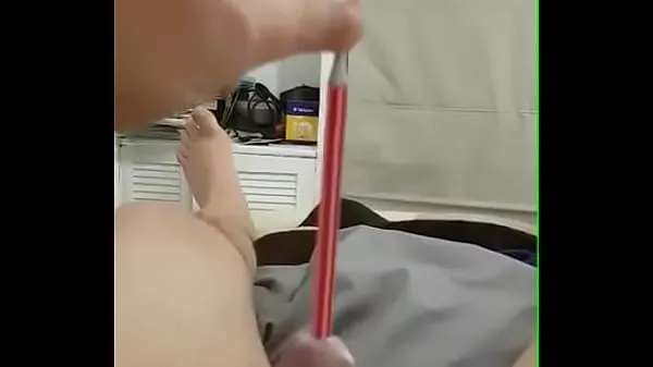 عرض Inserting a pencil in my cock مقاطعي