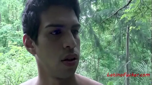 عرض Latino Guy's Forest Fuck Story مقاطعي