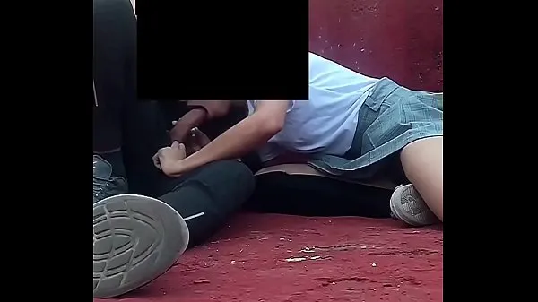 Afficher SEXE PUBLIC, BAISE À L'ÉCOLE, ÉTUDIANTE MEXICAINE DE CACHONDA, Partie 1mes clips