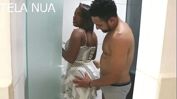 Mostrar OTRA RABUDA NEGRA CON GANAS DE COJER CON UN ACTOR DE PAUZUDO con SAMIRA FERRAZ (Sigue en ROJO mis clips