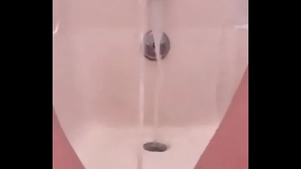 Show 18 yo pissing fountain in the bath my Clips