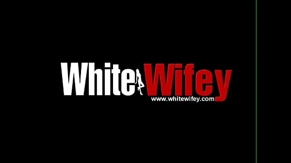 Zobrazit White Wifey Enjoy BBC Anal Deep Sex Session Moment moje klipy