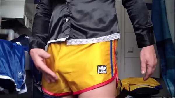 عرض New shorts arrived - ready for cumming مقاطعي