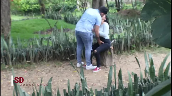 Show SPYING ON A COUPLE IN THE PUBLIC PARK my Clips
