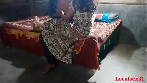 Zobrazit Local desi indian girls sex (official video by ( localsex31 moje klipy