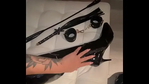 Latexstiefelmeine Clips anzeigen