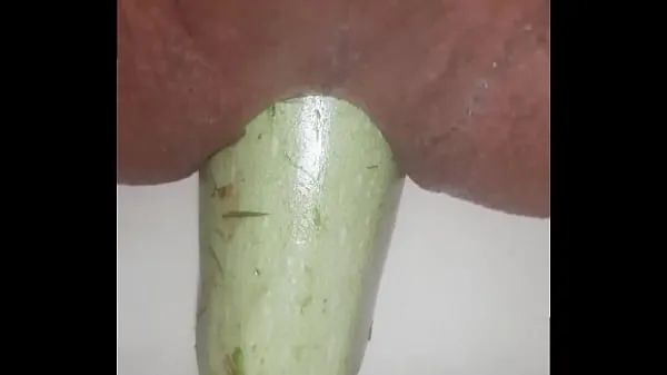 Visa Gay anal zucchini mina klipp