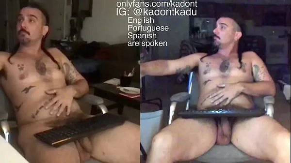 Tampilkan naked guy Klip saya