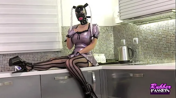 Mostrar muñeca de mierda de látex de cocina mis clips