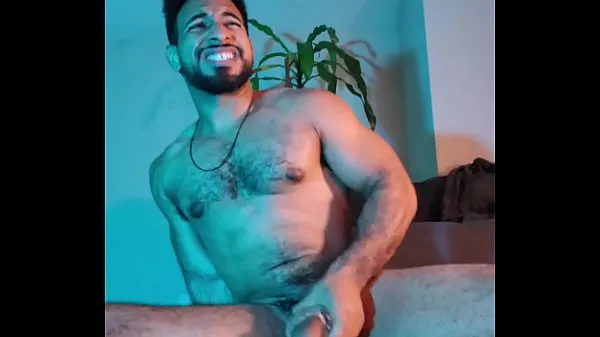 Pokaż Big Dick Latino Fucks Himself Until He Cumsmoje klipy