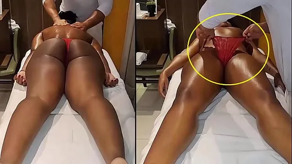 Afficher La caméra le thérapeute enlevant la culotte du client pendant le service - Massage tantrique - REAL VIDEOmes clips