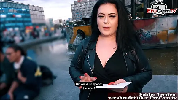 Pokaż German fat BBW girl picked up at street castingmoje klipy