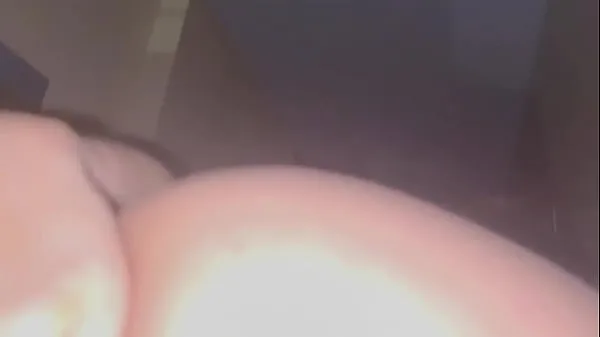 展示我的剪辑Sucking the ass and vagina of a horny bitch